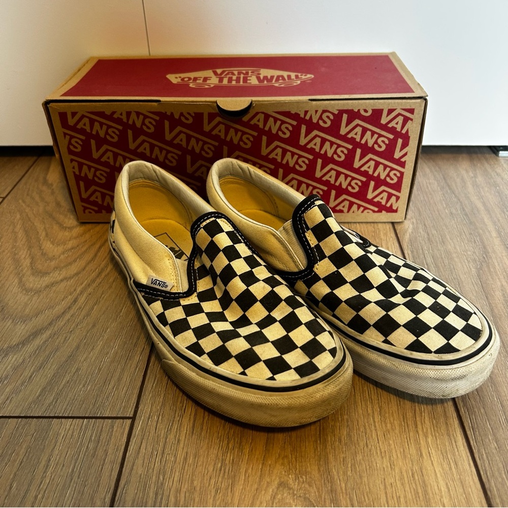 Vans Checkerboard Classic Slip-On Sneakers